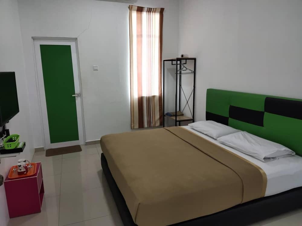 Dlayaran Villa Guest House Kuala Rompin Ngoại thất bức ảnh