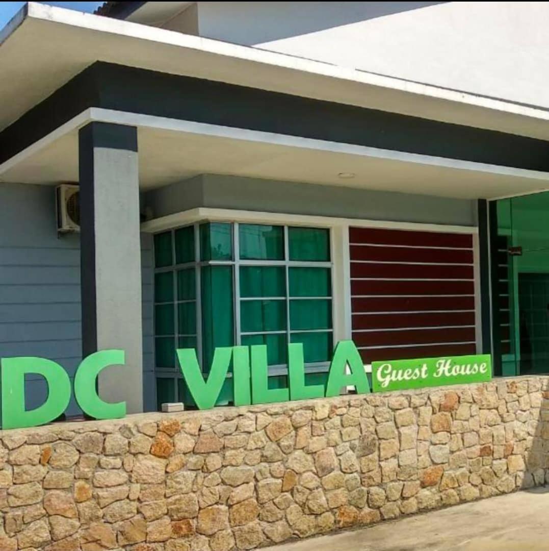 Dlayaran Villa Guest House Kuala Rompin Ngoại thất bức ảnh